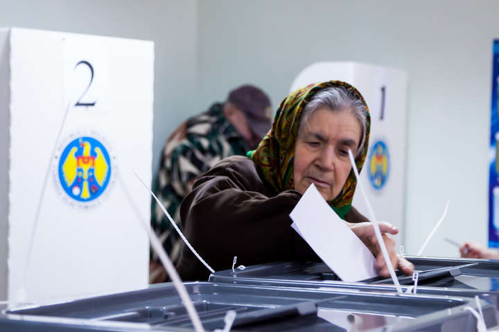 На виборах у Молдові висока явка, проголосували вже понад 11%