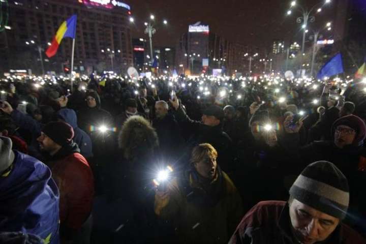 Тисячі румунів протестували проти судової реформи