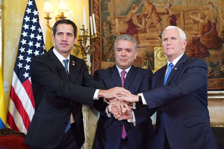 Віце-президент США зустрівся із Гуайдо