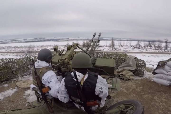 Сутки на Донбассе: один украинский военный убит, еще один - ранен