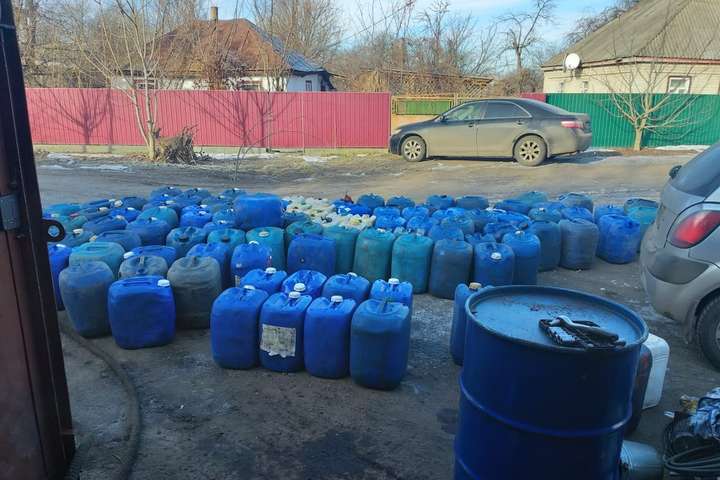 На Черкащині ділки викрали з потягів 5 тонн дизельного палива 