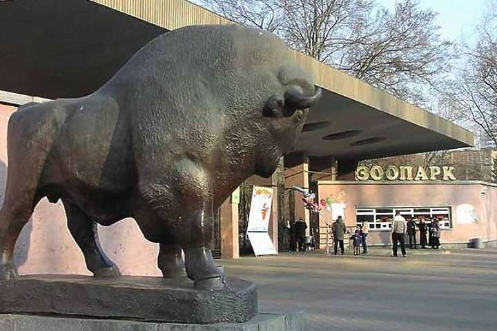 У столичному зоопарку знесуть столітні будівлі 