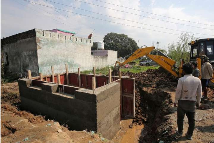 Індія почала будувати бункери для сімей на кордоні з Пакистаном