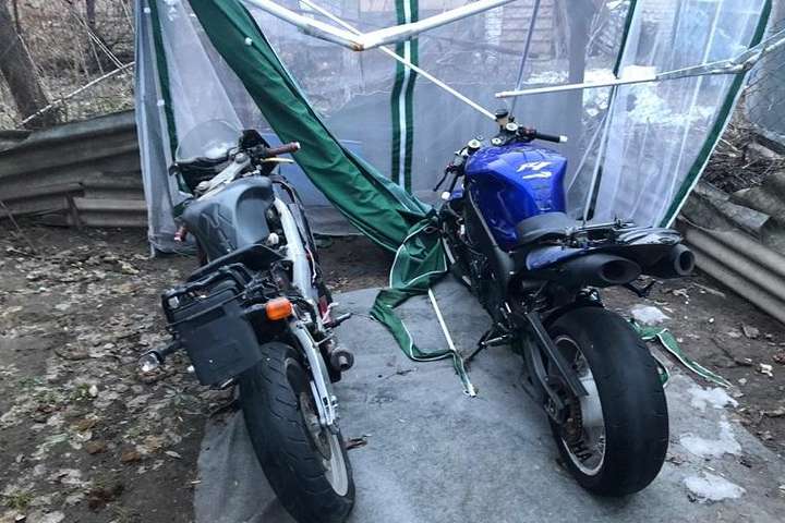 Оперативники викрили у Києві групу викрадачів мотоциклів 