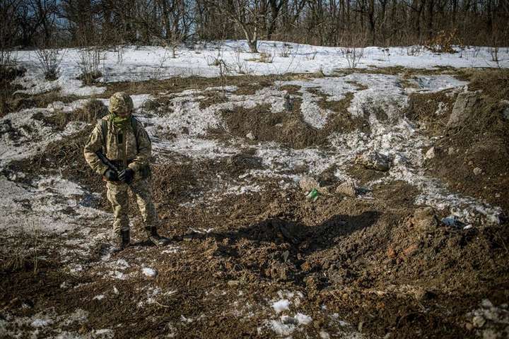 Бійці розказали, до яких підступних витівок вдаються окупанти на Донбасі: фото