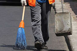 Київським комунальникам підвищили зарплати: кому і на скільки