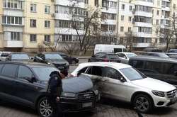  На місці події працює слідчо-оперативна група та вибухотехніки 