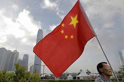  Членам Компартії нагадали про те, що вони не можуть сповідувати будь-яку релігію, хоча в КНР гарантується свобода совісті і віросповідання 