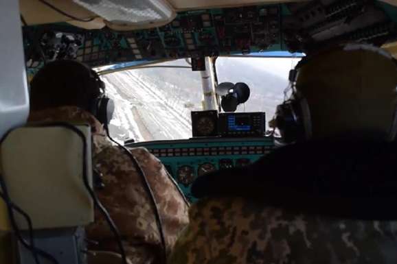 Тренування авіанавідників: бійці вчилися обстрілювати ворога з гелікоптера