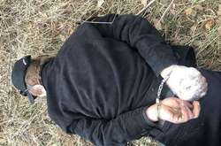 Під Києвом зловмисник погрожував кинути гранату в поліцейських