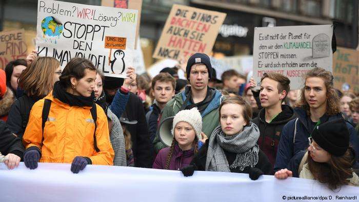 Тисячі школярів в Гамбурзі виступили на захист клімату