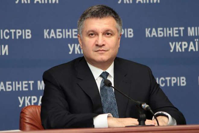 Аваков закликав кандидатів у президенти дотримуватись закону, щоб не було «Майдану-3»