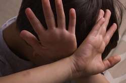 На Харківщині батько до смерті побив малолітнього сина