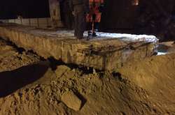 У Львові з третьої спроби знесли стелу Монумента слави (фото)