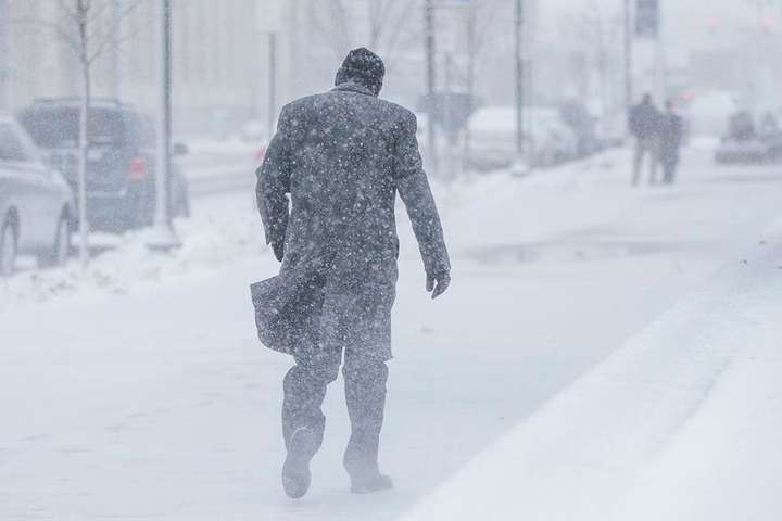 У Нью-Йорку через сильні снігопади закрили школи