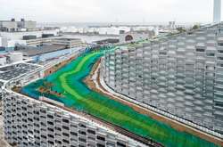 На датському сміттєспалювальному заводі відкриють лижний схил. Фотогалерея