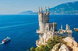 Експерти розповіли, як тема Криму представлена у передвиборчій риториці кандидатів у президенти