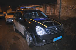 На місце прибули співробітники поліції, слідчо-оперативна група і «швидка»