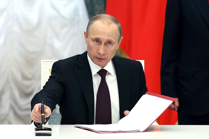 Путін підписав указ про припинення участі Росії у ракетному договорі з США