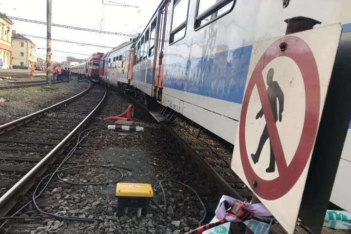 У Чехії знову аварія на залізниці, десятки поранених