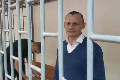 Політв'язень Карпюк написав листа українській активістці у Латвії