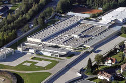 Збройний завод Glock розташовується в містечку Ферлах в Каринтії