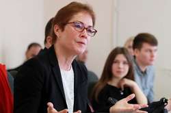 Посол США в Україні Марі Йованович закликала провести незалежний аудит державного оборонного концерну 