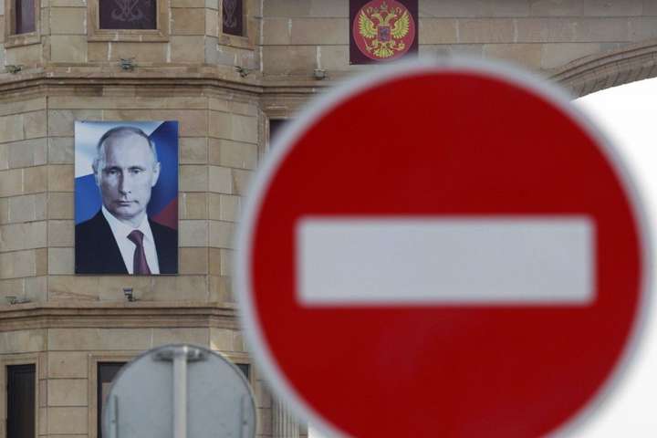 Посли ЄС узгодили санкції проти восьми росіян за атаку в Керченській протоці