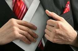 З початку року прокуратура зафіксувала більше 2 тисяч корупційних злочинів 