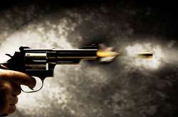 Під Києвом чоловік знайшов револьвер та, хизуючись, убив людину 