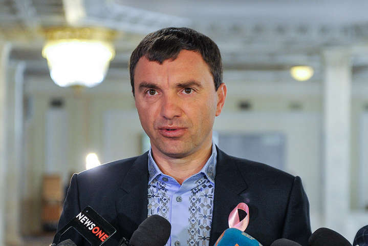 Депутат Іванчук вимагає від НАБУ не передавати повідомлення про кримінальні справи через ЗМІ соратників Януковича