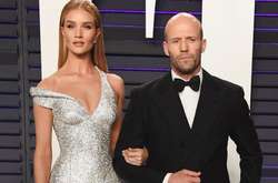 Обворожительная жена Джейсона Стейтема на вечеринку в Калифорнии явилась в пижаме