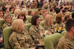 Полторак: за час війни понад сім тисяч жінок стали учасниками бойових дій