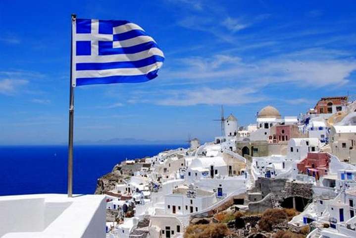 Греція розширює умови отримання «золотих віз»