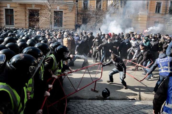 БПП: за подіями у Черкасах та Києві стоять оліхархи-втікачі та реваншисти