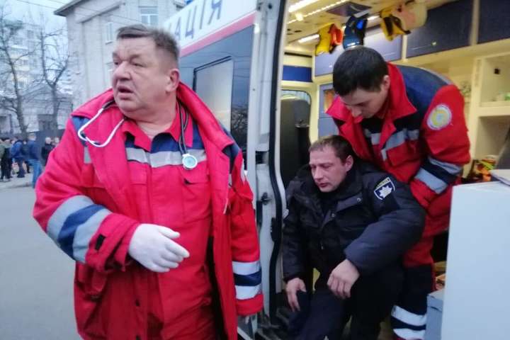 Сутички в Черкасах: 19 поліцейських потрапили до лікарні