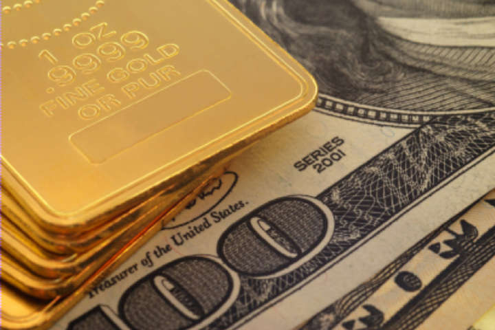 У лютому Нацбанк викупив $700 млн для поповнення золотовалютних резервів