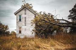 Философские фото загадочных заброшенных мест, сделанные фотографом из США