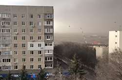 Вишка впала на пустирі