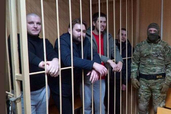 Росія незаконно утримує українських моряків - У РФ призначили психіатричну експертизу 11 українським морякам