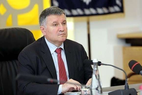 Аваков назвав чотирьох кандидатів, яких підозрюють в організації «сіток» на виборах