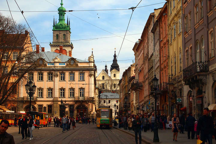У Львові затвердили нові ставки туристичного збору