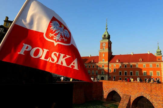 У Польщі вчителі вимагають підвищення зарплат