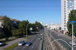 Проспект Космонавта Комарова у Києві. Фото з відкритих джерел