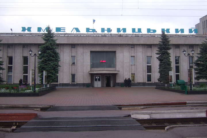Вокзалы Хмельницкого и Николаева перейдут в управление частной компании