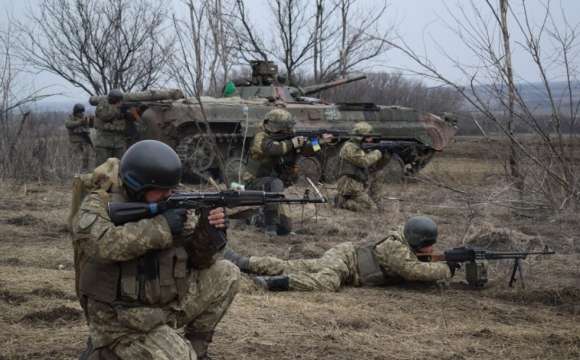 Бойовики на Донбасі порушили режим тиші: двоє бійців поранені 