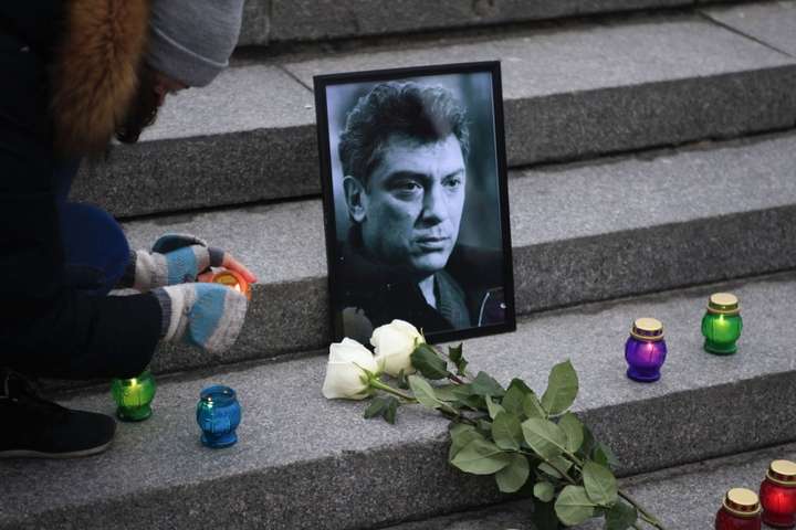 У п’ятницю біля посольства РФ у Києві відкриють сквер імені Нємцова