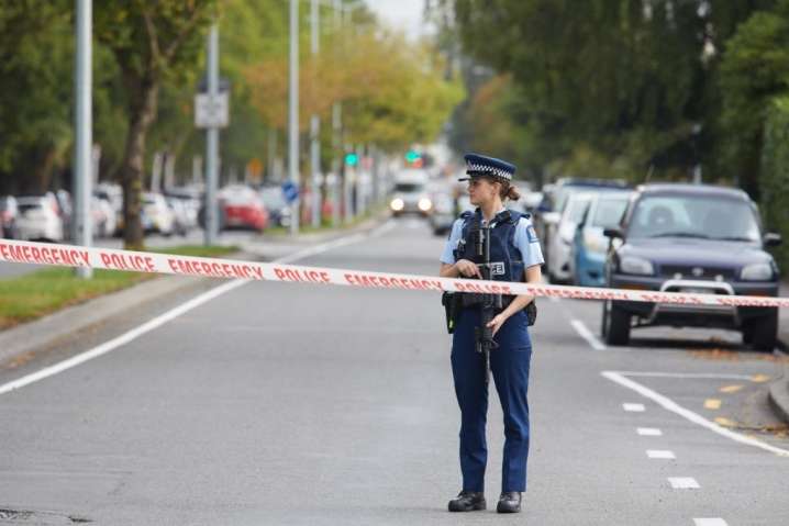 У Новій Зеландії кількість загиблих під час теракту наближається до 50 осіб