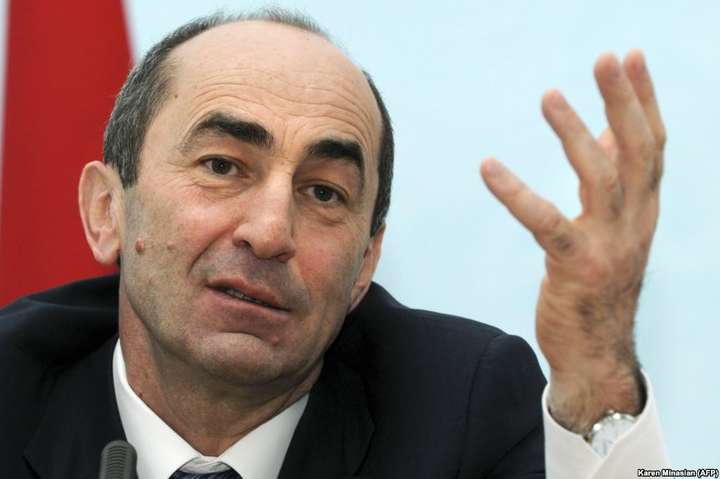 Екс-президенту Вірменії Кочаряну продовжили арешт 