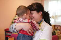 Малюка, якого українка кинула в Росії, повернули в Одесу